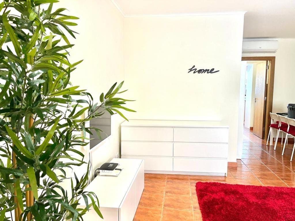 Lisboa, Central Lisbon, Charming Patio House, , Wifi, Air Conditioning, Near Metro, By Ig Екстериор снимка